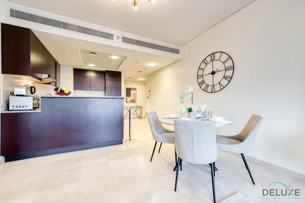 Best Deal Elegant Studio With Balcony & Prime Location By Deluxe Holiday Homes Dubai